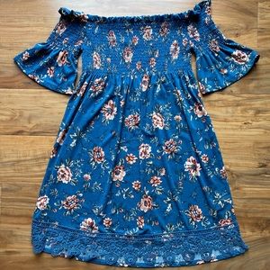 BLUE FLORAL OFF THE SHOULDER XHILARATION DRESS